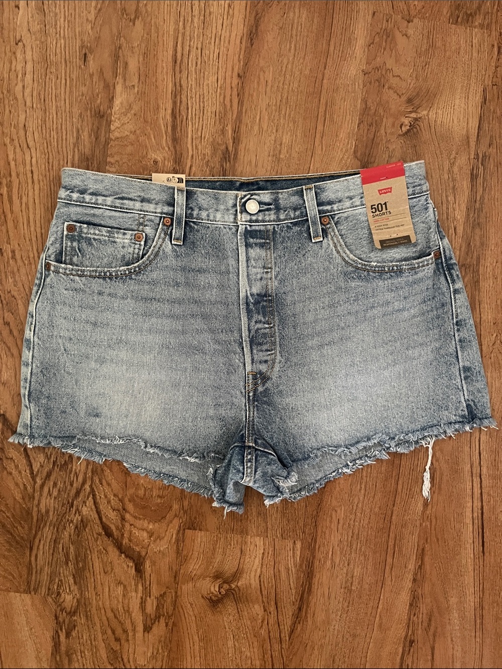 NWT Levi’s 501 Denim Shorts NEW
